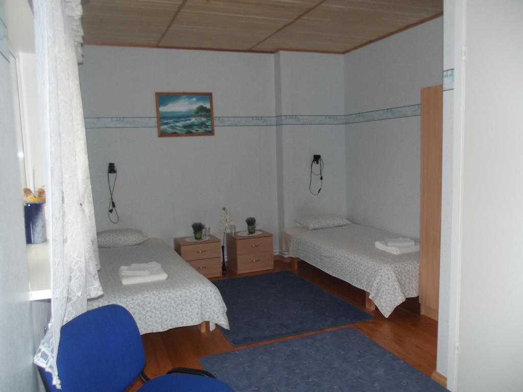 Kure Guesthouse Rahinge Pokoj fotografie