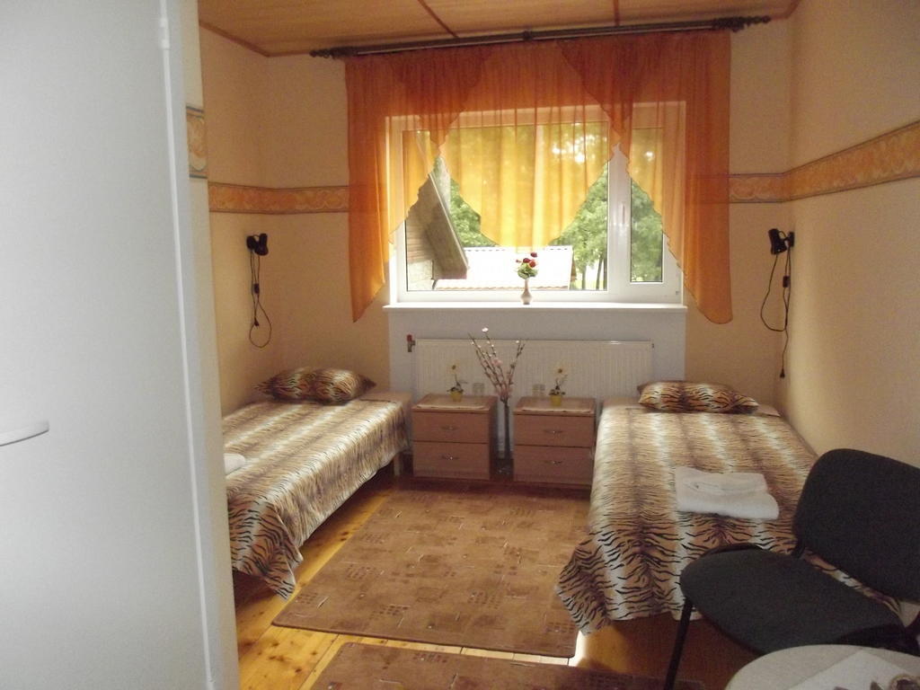 Kure Guesthouse Rahinge Pokoj fotografie